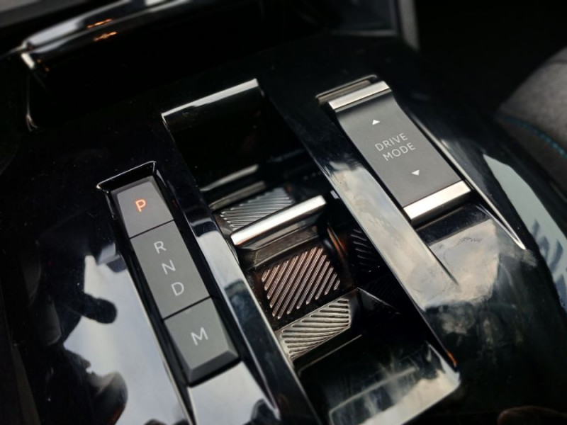 Photo 19 de l'offre de CITROEN C4 X 1.5 BlueHDi 130 EAT8 MAX GPS Camera JA18 à 21950€ chez Mérignac auto