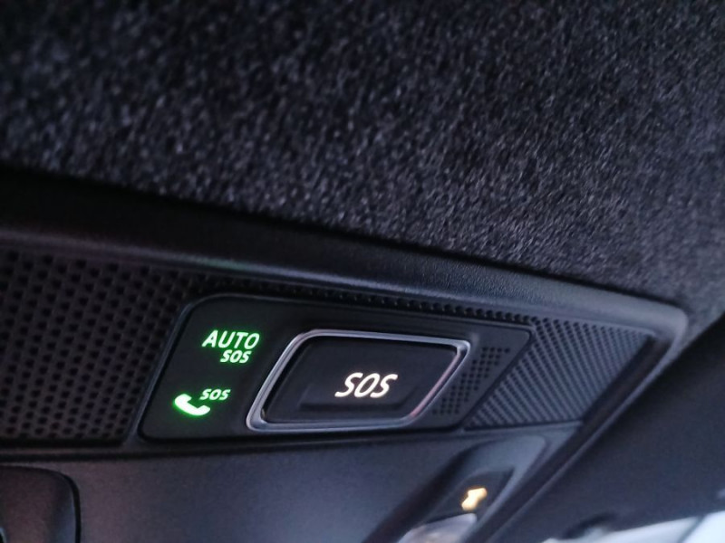 Photo 39 de l'offre de RENAULT CLIO V 0.9 TCe 90 BVM6 ESPRIT ALPINE GPS 9.3" Cockpit JA17 à 20950€ chez Mérignac auto