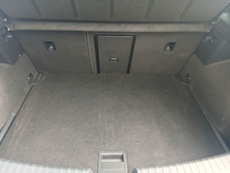 Photo 15 de l'offre de CUPRA LEON NEW IV 1.5 eTSI 150 DSG V GPS Camera JA18 SC Key Less à 29850€ chez Mérignac auto