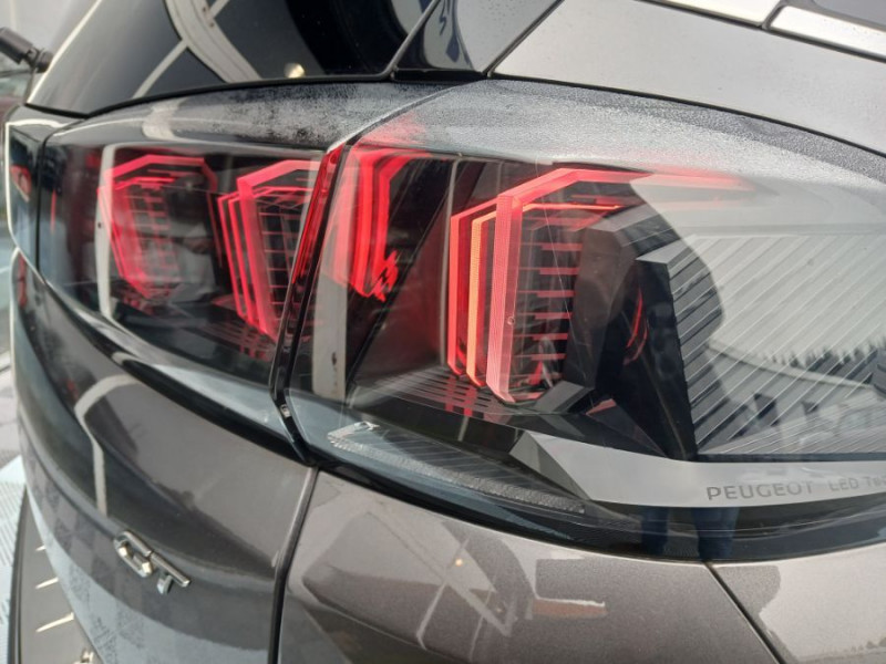 Photo 45 de l'offre de PEUGEOT 5008 II 1.5 BlueHDi 130 EAT8 GT PACK Full CUIR TOE Hayon EL. 360° Hifi 7PL à 33490€ chez Mérignac auto
