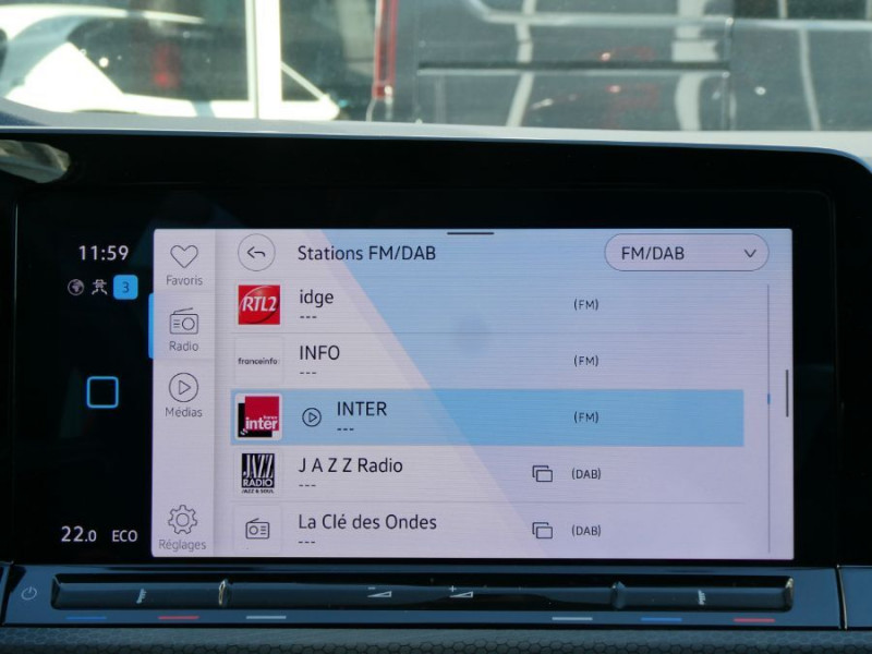 Photo 20 de l'offre de VOLKSWAGEN GOLF VIII 1.4 HYBRID 245 GTE GPS Cockpit ACC LED+ 1ère Main à 27470€ chez Mérignac auto