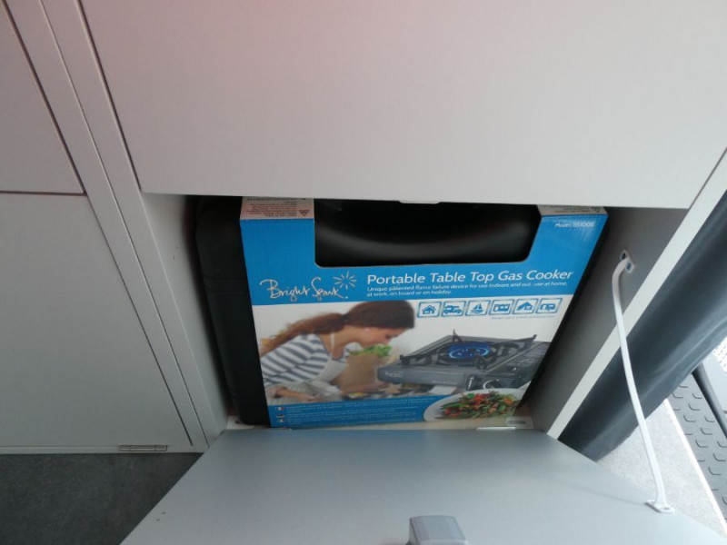 Photo 30 de l'offre de RENAULT TRAFIC VAN ANTILOPE VAN Aménagé FLEX3 2.0 DCi 130 BVM6 L1 240W + 200Ah Chauffage 7800€ d'Options 1ère Main à 42900€ chez Mérignac auto