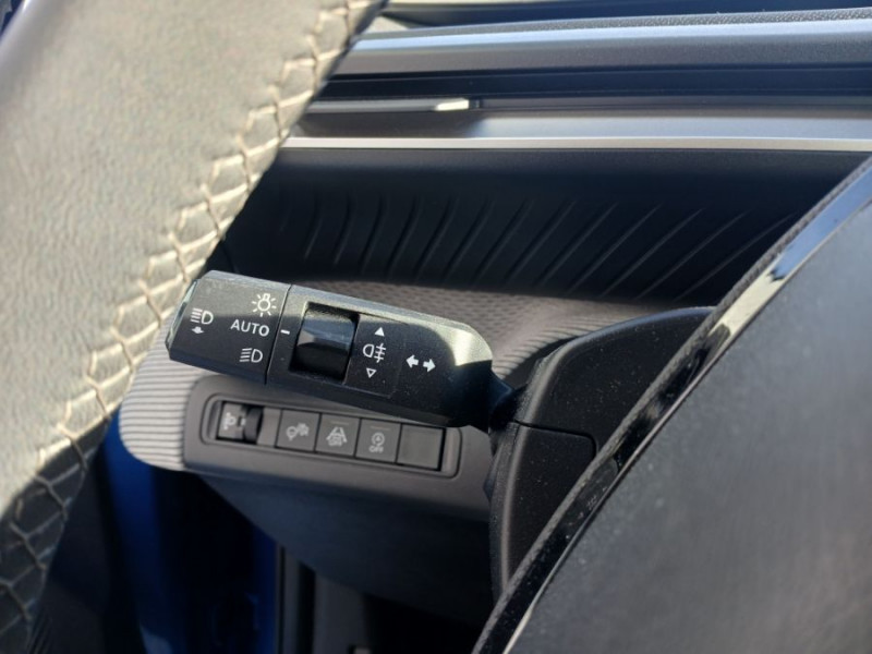 Photo 27 de l'offre de CITROEN C3 NEW 1.2 PureTech 100 BVM6 MAX GPS Camera à 17970€ chez Mérignac auto