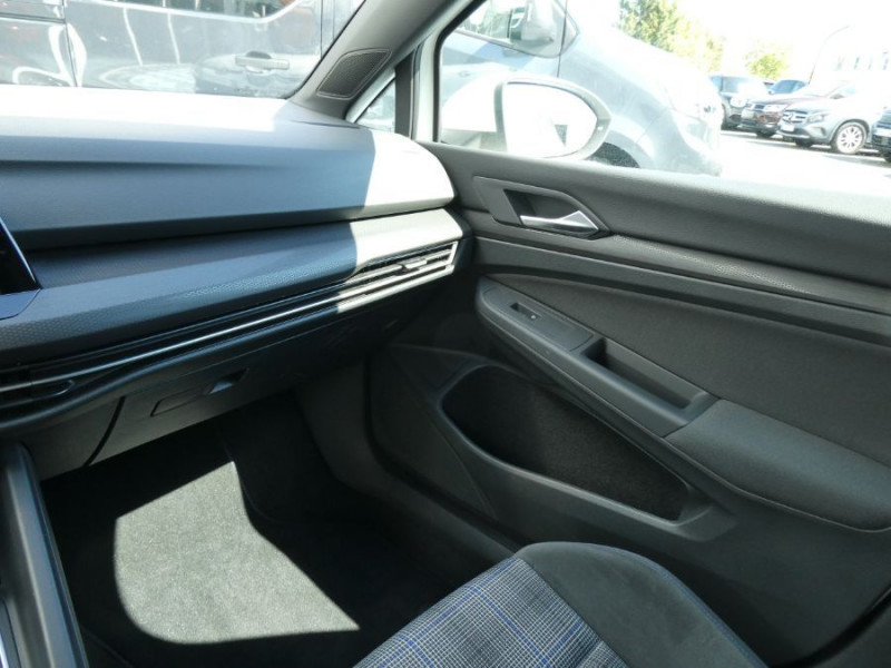 Photo 35 de l'offre de VOLKSWAGEN GOLF VIII 1.4 HYBRID 245 GTE GPS Cockpit ACC LED+ 1ère Main à 27470€ chez Mérignac auto