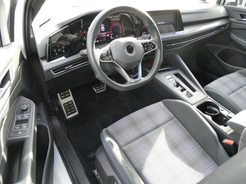 Photo 11 de l'offre de VOLKSWAGEN GOLF VIII 1.4 HYBRID 245 GTE GPS Cockpit ACC LED+ 1ère Main à 27470€ chez Mérignac auto