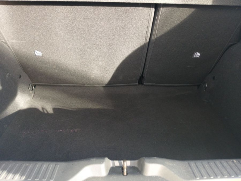 Photo 22 de l'offre de CITROEN C3 NEW 1.2 PureTech 100 BVM6 MAX GPS Camera à 17970€ chez Mérignac auto