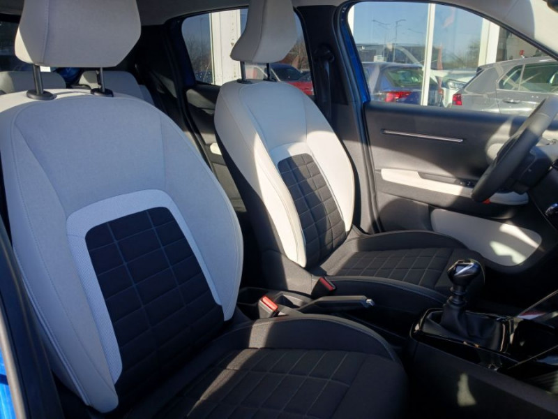 Photo 5 de l'offre de CITROEN C3 NEW 1.2 PureTech 100 BVM6 MAX GPS Camera à 17970€ chez Mérignac auto