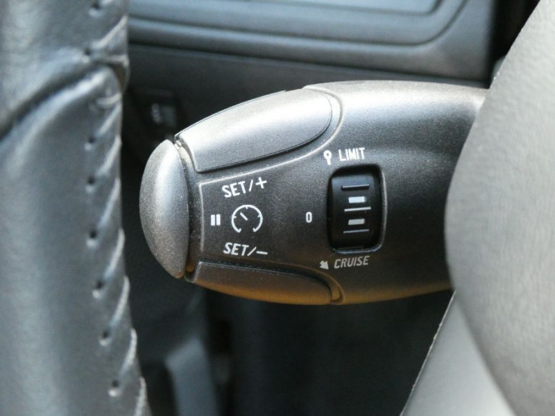 Photo 30 de l'offre de PEUGEOT 208 1.2 PureTech 82 ACTIVE BUSINESS GPS Radar à 9690€ chez Mérignac auto