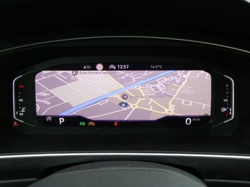 Photo 8 de l'offre de VOLKSWAGEN TIGUAN II (2) 2.0 TDI 150 DSG 2WD ELEGANCE TOE GPS Camera ACC Hayon EL. JA18 1ère Main à 33950€ chez Mérignac auto