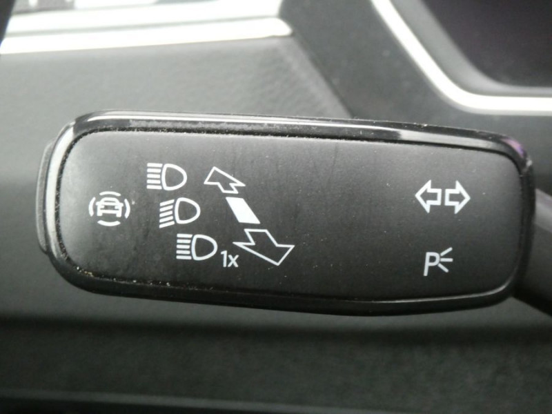 Photo 36 de l'offre de VOLKSWAGEN TIGUAN II (2) 2.0 TDI 150 DSG 2WD ELEGANCE TOE GPS Camera ACC Hayon EL. JA18 1ère Main à 33950€ chez Mérignac auto