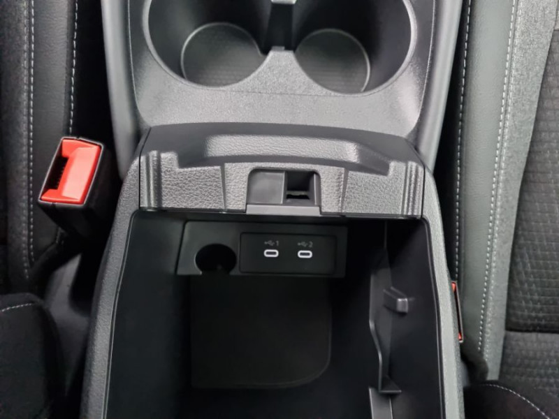 Photo 37 de l'offre de NISSAN QASHQAI NEW E POWER 205 N-CONNECTA Evo du 190 PACK Confort et Hiver à 34980€ chez Mérignac auto