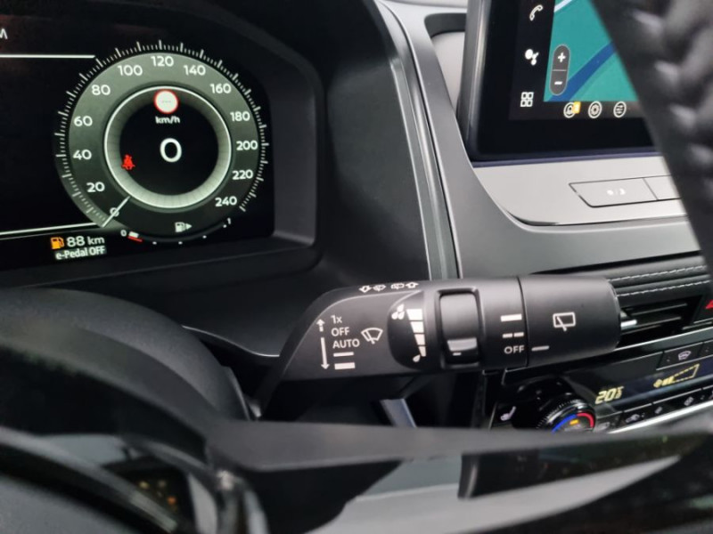 Photo 24 de l'offre de NISSAN QASHQAI NEW E POWER 205 N-CONNECTA Evo du 190 PACK Confort et Hiver à 34980€ chez Mérignac auto