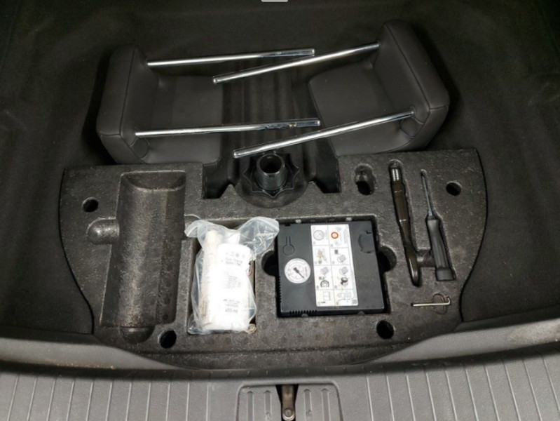 Photo 12 de l'offre de VOLKSWAGEN TOURAN III 1.5 TSI 150 DSG7 CARAT HIGHLINE CUIR SE GPS ACC SC 5PL 1ère Main à 26950€ chez Mérignac auto