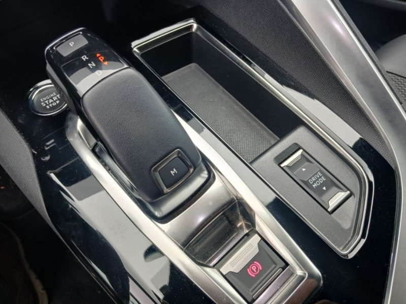 Photo 23 de l'offre de PEUGEOT 3008 II (2) 1.5 BlueHDi 130 EAT8 GT Black Pack JA19 Hayon EL. à 29950€ chez Mérignac auto