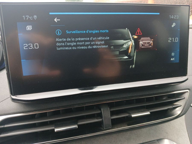 Photo 11 de l'offre de PEUGEOT 3008 II (2) 1.5 BlueHDi 130 EAT8 GT Black Pack JA19 Hayon EL. à 29950€ chez Mérignac auto