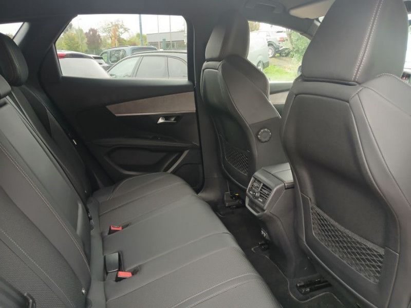 Photo 21 de l'offre de PEUGEOT 3008 II (2) 1.5 BlueHDi 130 EAT8 GT Black Pack JA19 Hayon EL. à 29950€ chez Mérignac auto
