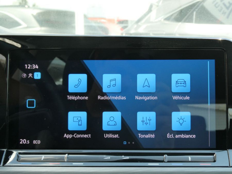 Photo 24 de l'offre de VOLKSWAGEN GOLF VIII 1.4 HYBRID 204 STYLE GPS Camera ACC LED+ 1ère Main à 25950€ chez Mérignac auto