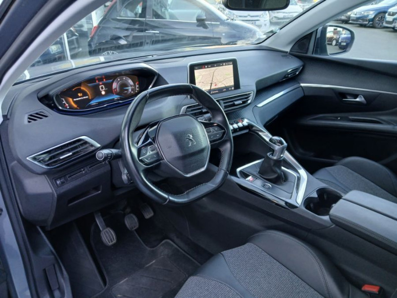 Photo 12 de l'offre de PEUGEOT 3008 II 1.5 BlueHDi 130 BVM6 ALLURE Camera ADML 1ère Main à 16450€ chez Mérignac auto