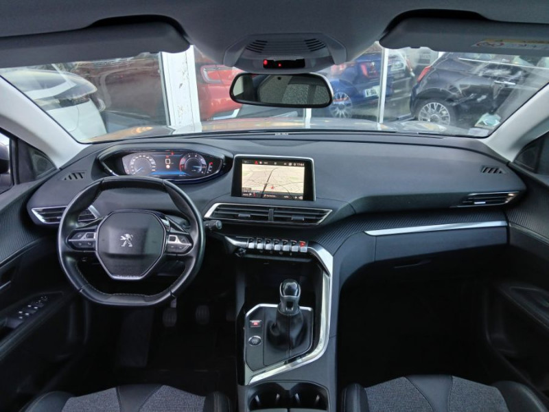 Photo 27 de l'offre de PEUGEOT 3008 II 1.5 BlueHDi 130 BVM6 ALLURE Camera ADML 1ère Main à 16450€ chez Mérignac auto