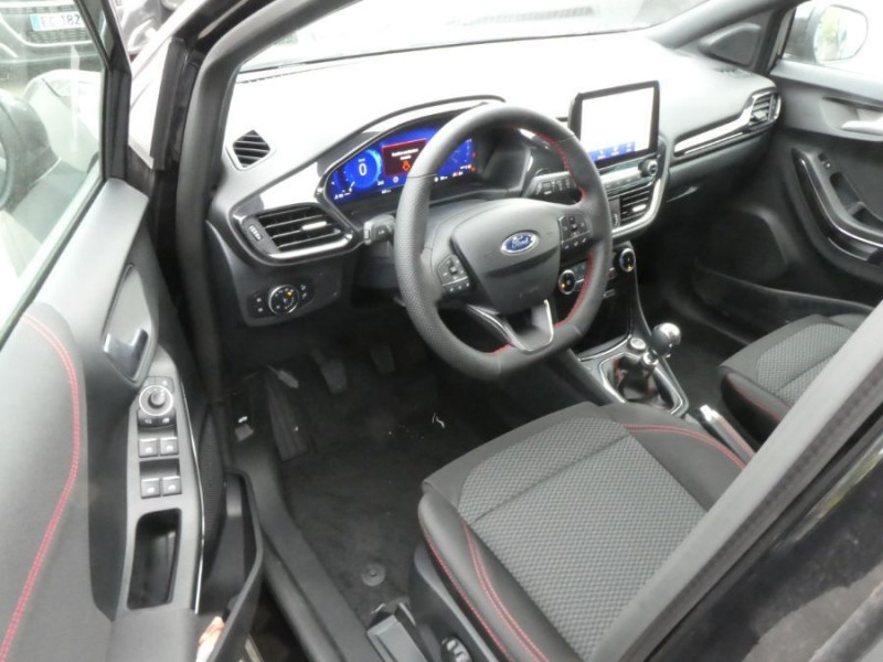 Photo 11 de l'offre de FORD PUMA 1.0 EcoBoost 155 DCT7 HYBRID MHEV ST LINE 3700€ d'Options -32% sous Neuf à 23450€ chez Mérignac auto