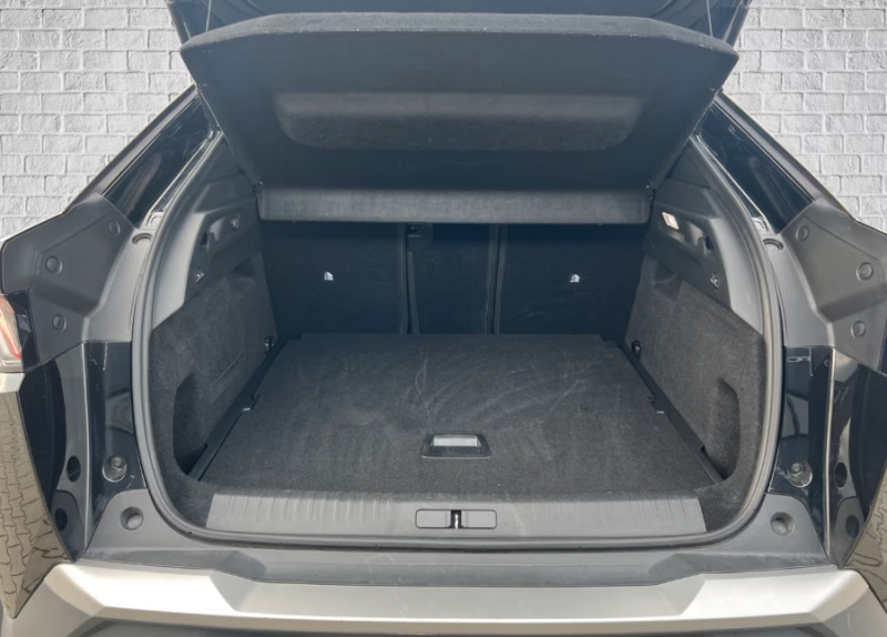 Photo 11 de l'offre de PEUGEOT 3008 HYBRID 145 e-DCS6 ALLURE CarPlay à 30450€ chez Mérignac auto