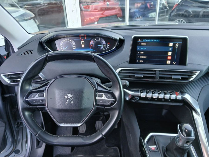 Photo 4 de l'offre de PEUGEOT 3008 II 1.5 BlueHDi 130 BVM6 ALLURE Camera ADML 1ère Main à 16450€ chez Mérignac auto