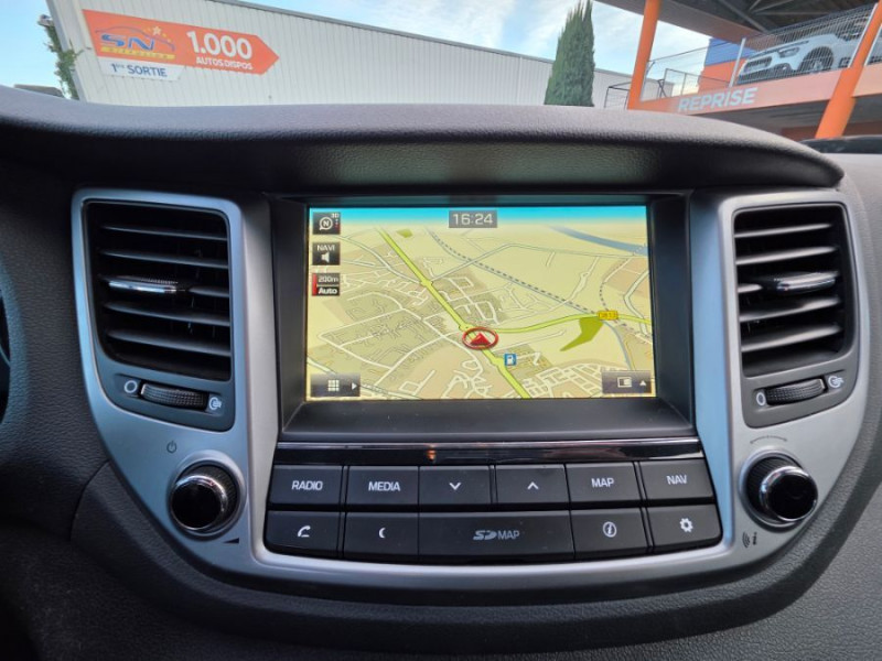Photo 7 de l'offre de HYUNDAI TUCSON III 1.7 CRDI 115 BVM6 NAVI PACK Camera SC à 13450€ chez Mérignac auto