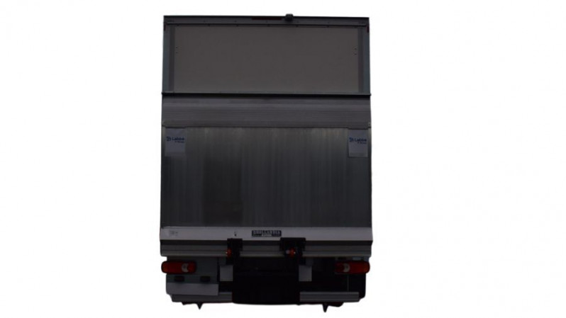 Photo 5 de l'offre de RENAULT MASTER L4 CAMION 20M3 Blue dCi 165 BVM6 3.5T Propulsion RJ HAYON Elect. 681€ HT/M à 41900€ chez Mérignac auto