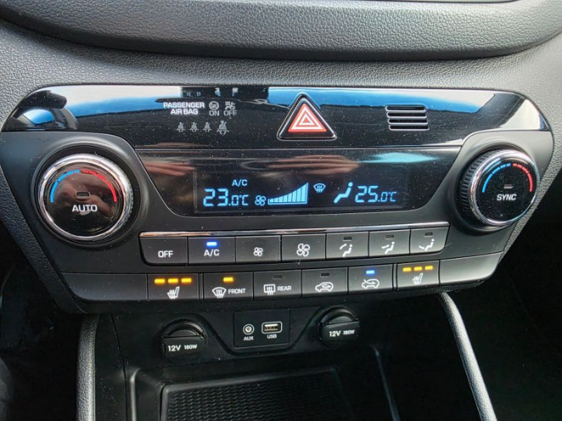 Photo 32 de l'offre de HYUNDAI TUCSON III 1.7 CRDI 115 BVM6 NAVI PACK Camera SC à 13450€ chez Mérignac auto