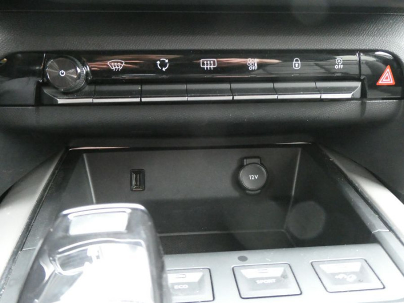 Photo 25 de l'offre de CITROEN C5 AIRCROSS 1.5 BlueHDi 130 EAT8 SHINE PACK SE JA19 Hayon EL. Attel. 1ère Main à 21890€ chez Mérignac auto