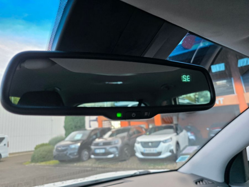 Photo 33 de l'offre de HYUNDAI TUCSON III 1.7 CRDI 115 BVM6 NAVI PACK Camera SC à 13450€ chez Mérignac auto