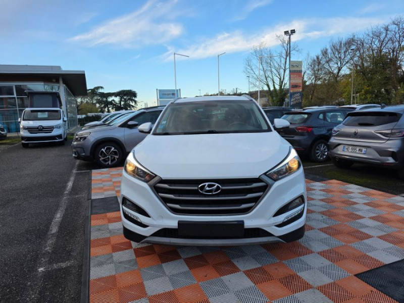 Photo 13 de l'offre de HYUNDAI TUCSON III 1.7 CRDI 115 BVM6 NAVI PACK Camera SC à 13450€ chez Mérignac auto