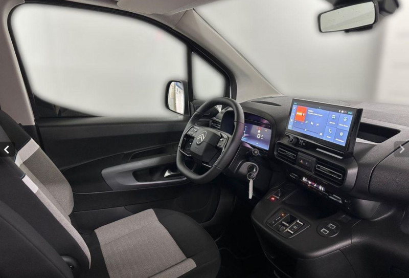 Photo 5 de l'offre de CITROEN BERLINGO 1.5 BlueHDi 130 EAT8 N1 MAX Camera 3 Sièges Arr. à 27450€ chez Mérignac auto