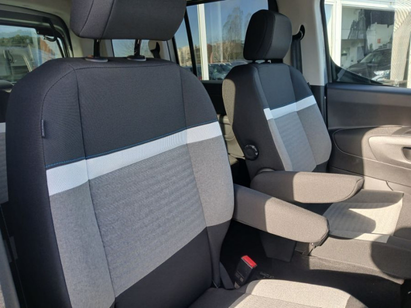 Photo 8 de l'offre de CITROEN BERLINGO 1.5 BlueHDi 130 EAT8 N1 MAX Camera 3 Sièges Arr. à 27450€ chez Mérignac auto
