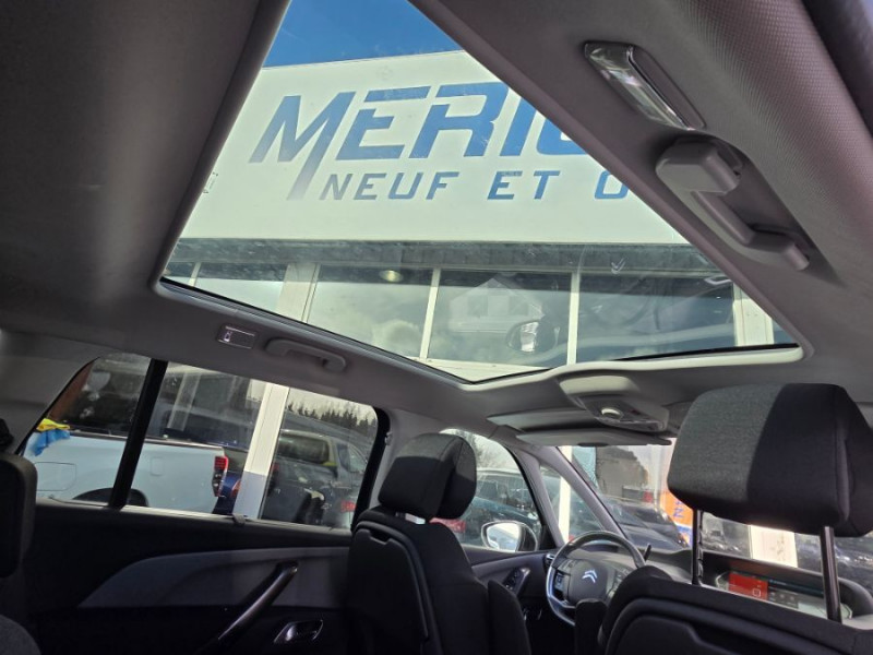 Photo 11 de l'offre de CITROEN GRAND C4 SPACETOURER 1.5 BlueHDi 130 EAT8 SHINE Toit Pano Attel. 7PL à 24500€ chez Mérignac auto
