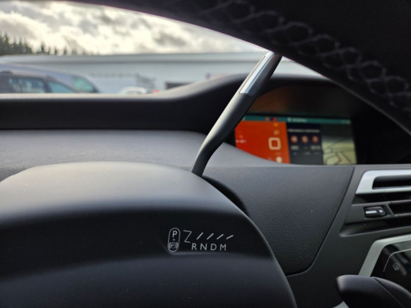 Photo 20 de l'offre de CITROEN GRAND C4 SPACETOURER 1.5 BlueHDi 130 EAT8 SHINE Toit Pano Attel. 7PL à 24500€ chez Mérignac auto