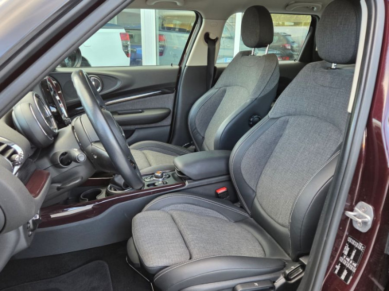 Photo 14 de l'offre de MINI CLUBMAN III 1.5i 136 BVM6 COOPER GPS JA17 LED Key Less à 15950€ chez Mérignac auto