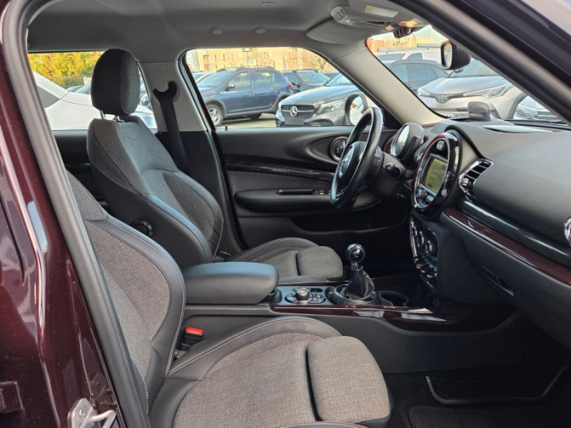 Photo 11 de l'offre de MINI CLUBMAN III 1.5i 136 BVM6 COOPER GPS JA17 LED Key Less à 15950€ chez Mérignac auto
