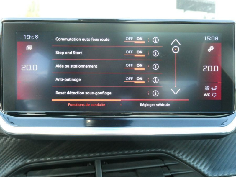 Photo 38 de l'offre de PEUGEOT 208 II 1.2 PureTech 100 BVM6 GT LINE TOIT Pano ADML à 12950€ chez Mérignac auto