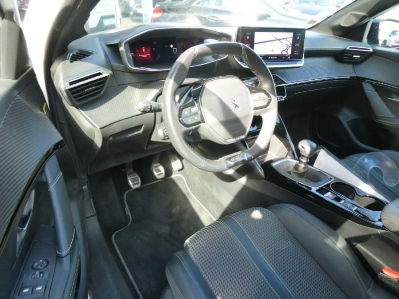 Photo 15 de l'offre de PEUGEOT 208 II 1.2 PureTech 100 BVM6 GT LINE TOIT Pano ADML à 12950€ chez Mérignac auto