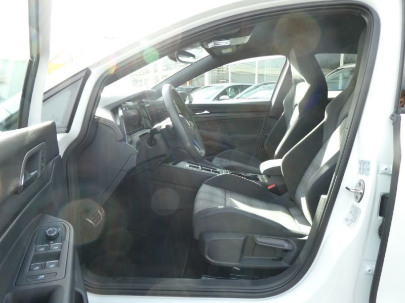 Photo 11 de l'offre de VOLKSWAGEN GOLF VIII 1.4 HYBRID 245 GTE Export JA18 GPS LED+ à 27450€ chez Mérignac auto