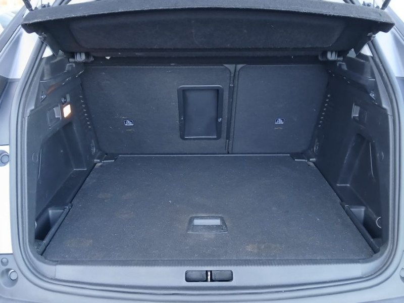 Photo 32 de l'offre de PEUGEOT 3008 II 1.5 BlueHDi 130 BVM6 ALLURE Camera ADML 1ère Main à 16450€ chez Mérignac auto