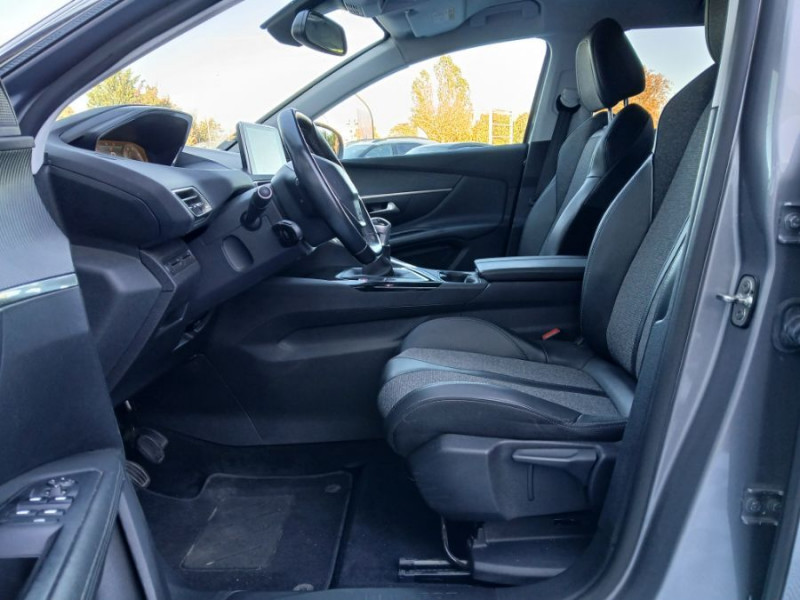 Photo 13 de l'offre de PEUGEOT 3008 II 1.5 BlueHDi 130 BVM6 ALLURE Camera ADML 1ère Main à 16450€ chez Mérignac auto