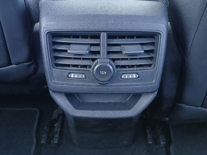 Photo 31 de l'offre de PEUGEOT 3008 II 1.5 BlueHDi 130 BVM6 ALLURE Camera ADML 1ère Main à 16450€ chez Mérignac auto