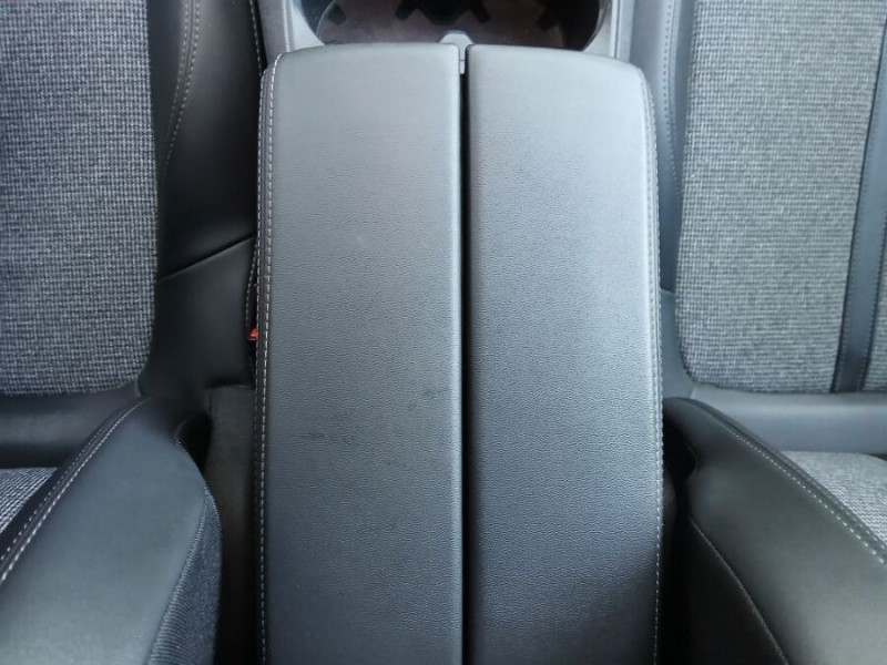 Photo 25 de l'offre de PEUGEOT 3008 II 1.5 BlueHDi 130 BVM6 ALLURE Camera ADML 1ère Main à 16450€ chez Mérignac auto