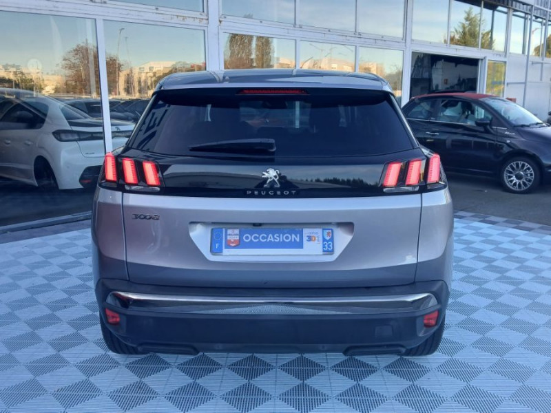 Photo 9 de l'offre de PEUGEOT 3008 II 1.5 BlueHDi 130 BVM6 ALLURE Camera ADML 1ère Main à 16450€ chez Mérignac auto