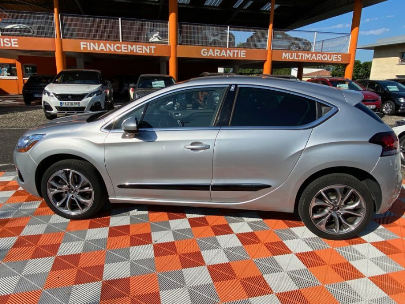 Photo 6 de l'offre de CITROEN DS4 1.6 THP 200 BVM6 SPORT CHIC CUIR JA18 Radars à 10490€ chez Mérignac auto