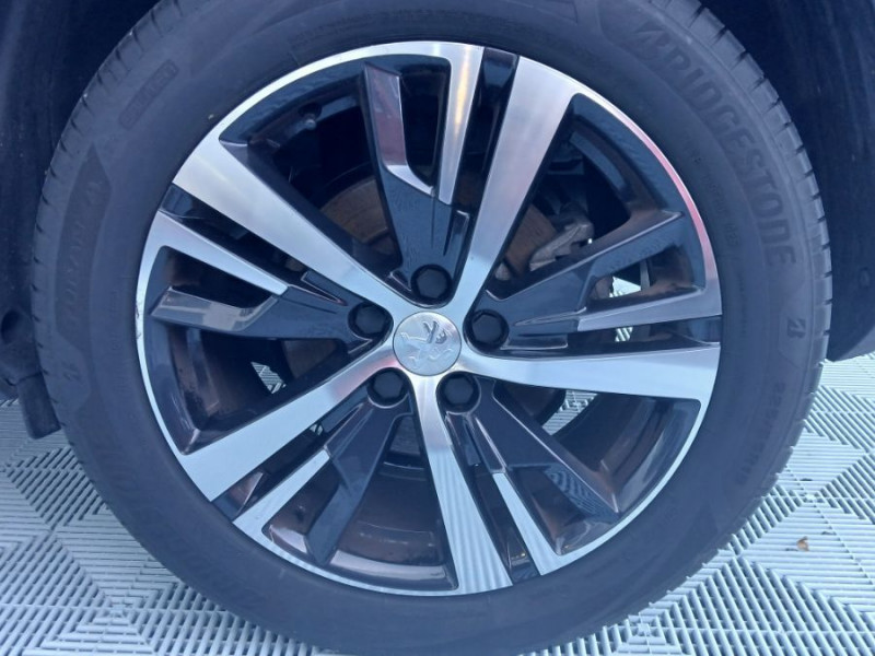 Photo 34 de l'offre de PEUGEOT 3008 II 1.5 BlueHDi 130 BVM6 ALLURE Camera ADML 1ère Main à 16450€ chez Mérignac auto