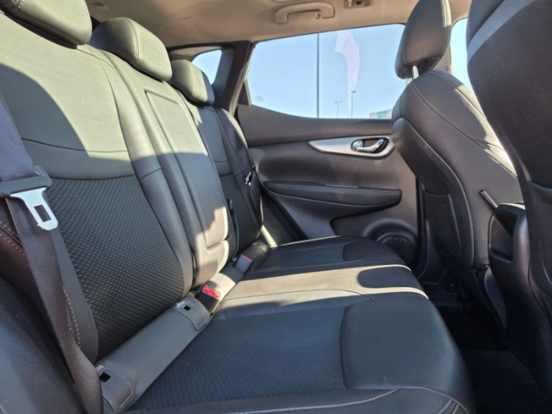 Photo 30 de l'offre de NISSAN QASHQAI 1.6 DCI 130 BVA TEKNA Mi CUIR TOIT Pano SC à 18980€ chez Mérignac auto