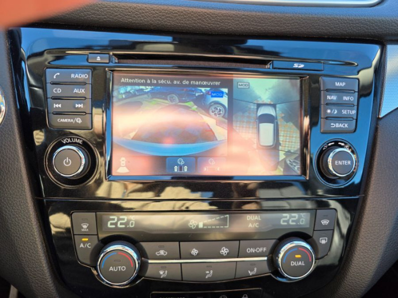 Photo 6 de l'offre de NISSAN QASHQAI 1.6 DCI 130 BVA TEKNA Mi CUIR TOIT Pano SC à 18980€ chez Mérignac auto